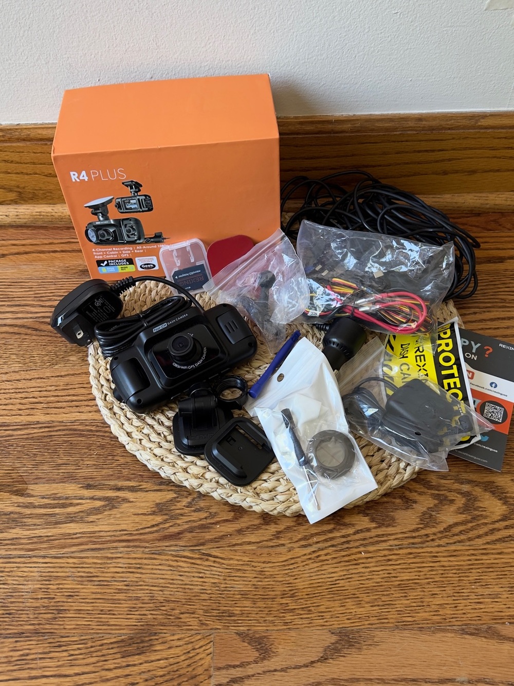 R4 Plus Dash Camera with Accessories - Black